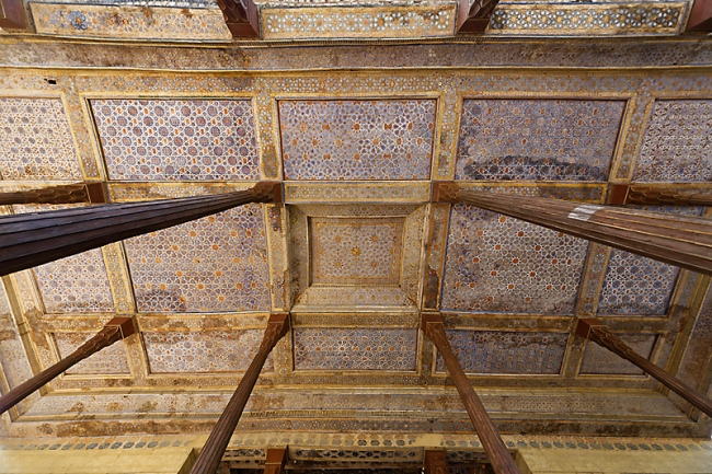 Ispahan-Palais des 40 colonnes-096